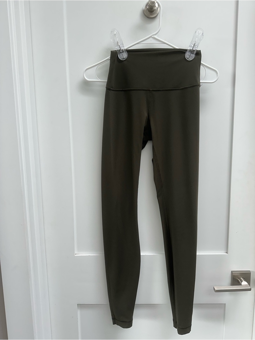 Lululemon Wunder Under Olive Green Leggings - size 4